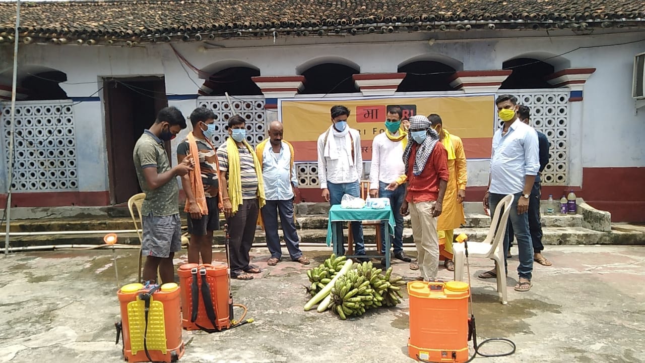Bhandara — food distribution